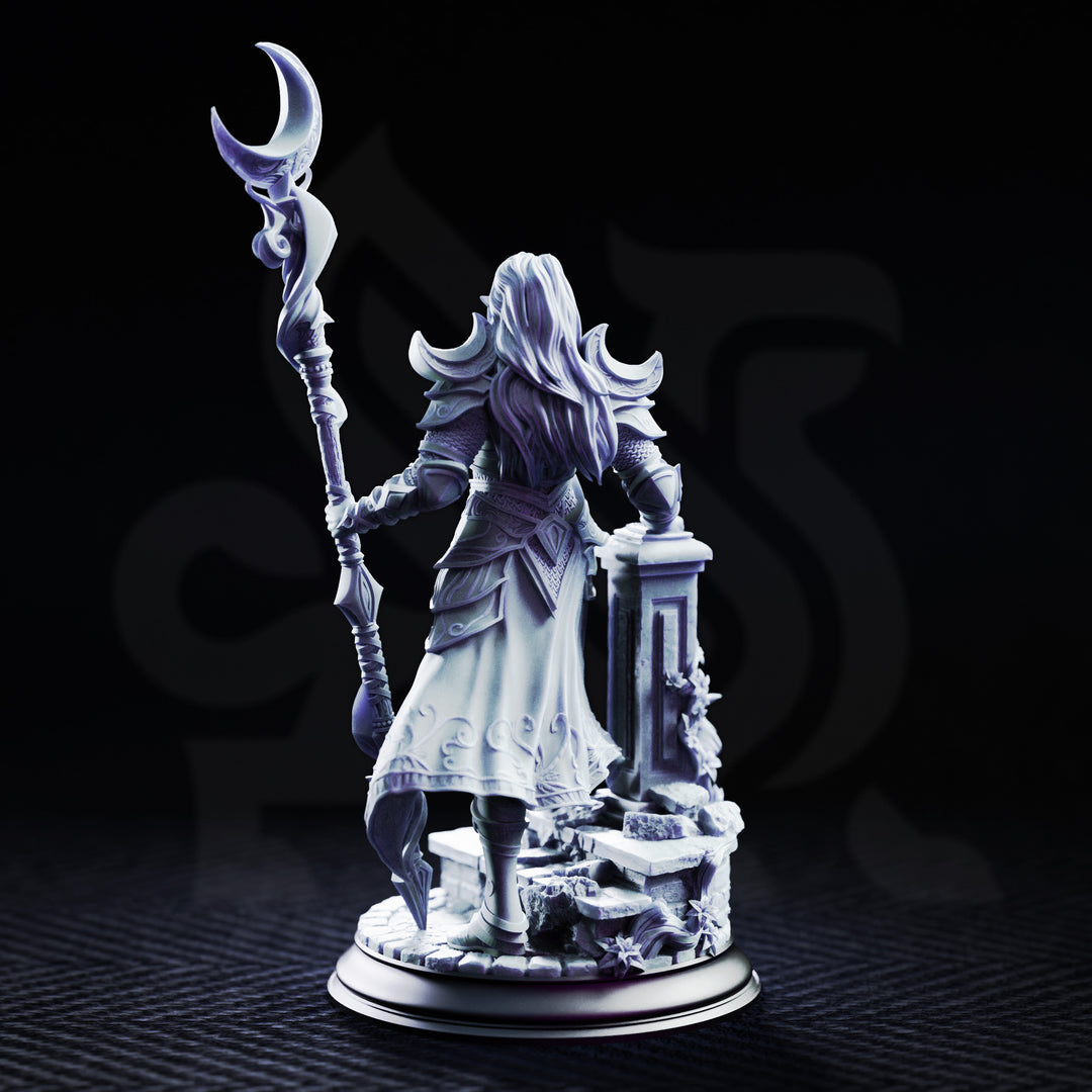 Drow Arch Warden of the Moon - Kadna Glydrin